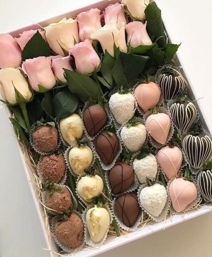 باکس سورپرایز گل و شکلات کد 16